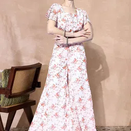DressBerry Floral Printed Square Neck Top With Palazzo Co-Ords-picture-52
