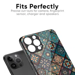 QRIOH Retro Art Printed iPhone 11 Back Case image 4