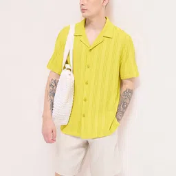THE BEAR HOUSE Men Cuban Collar Vertical Striped Casual Shirt-image-99