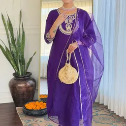 TWINS LADY Women Ethnic Motifs Embroidered Regular Thread Work Kurta with Trousers & With Dupatta-9