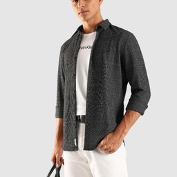 Calvin Klein Jeans Men Textured Spread Collar Casual Shirt-picture-34