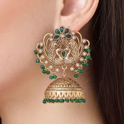 KARATCART Gold Plated Kundan Beaded Peacock Shaped Jhumkas image 5