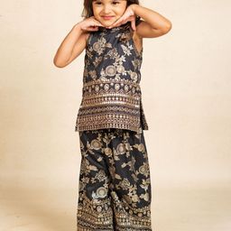 Jilmil Girls Ethnic Motif Embroidered Sequinned Kurta with Palazzos-picture-7
