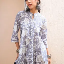 Shae by SASSAFRAS Floral Printed Pure Cotton Kurti-picture-54
