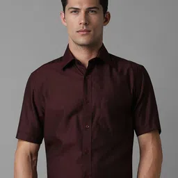 Louis Philippe Men Classic Spread Collar Geometric Printed Cotton Formal Shirt-picture-12