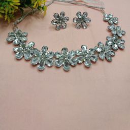 AL ADAM FASHION Sliver-Plated Stone-Studded Jewellery Set-image-93
