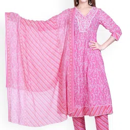 Woollen 4U Women Floral Printed Kurta with Trousers & Dupatta-picture-4