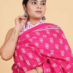 Lovwear Women Pink Sarees-picture-28