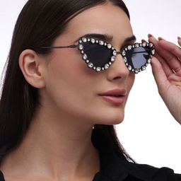 ZAADRAN Unisex Cateye Sunglasses with Polarised and UV Protected Lens image 4