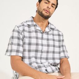 Styli White Yarn Dyed Checked Cuban Collar Cotton Relaxed Fit Casual Shirt-image-13