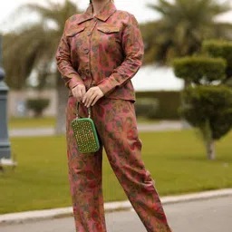 HOUSE OF KIRNA'S WITH LOGO OF HOK Printed Coat With Trousers Co-Ords-picture-7