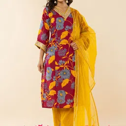 Yufta Floral Printed Regular Thread Work Pure Cotton Kurta & Trouser & Dupatta-image-40