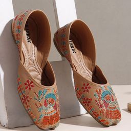 Killer Women Woven Design Mojaris-picture-5