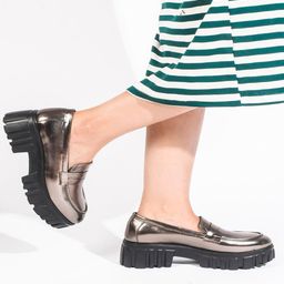 SHUZ TOUCH Women Lightweight Penny Loafers-26