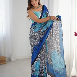 Thishma Embellished Sequinned Abstract Print Saree-picture-34