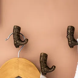 Indianshelf 3-Pcs Textured Gumboot ShapedWallHooks-57