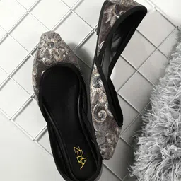 Zebba Mina Women Printed Sneakers-image-99