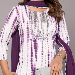 Royal Export Geometric Printed Thread Work Kurta with Trouser & Dupatta image 2