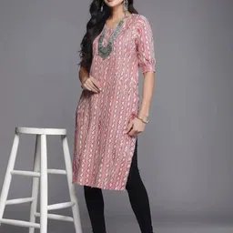 Anouk Rustic Selection Of 4 Geometric Printed Round Neck Straight Kurtas image 3