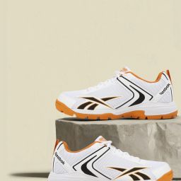 Power Play Cricket Shoes For Men-image-29