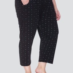 Plus Size Printed Capri Women Black Capri-image-2