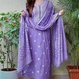 Royal Export Women Floral Embroidered Regular Kurta with Trousers & With Dupatta-28