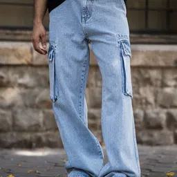Maniac Men Comfort Relaxed Fit Mid-Rise Light Fade Cargo Jeans-image-30
