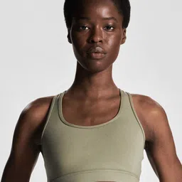 H&M Medium Support Sports Bra With SoftMove-27