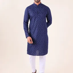 AURIK Men Printed Regular Pure Silk Kurta with Pyjamas-picture-20
