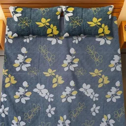 HARYANA HOOPS Blue & White Floral Printed 220 TC Queen Bedsheet Set 2.50m x 2.25m-image-49