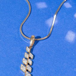 Mia by Tanishq Women 14K Yellow Gold Natural Diamond Pendant - 1.18 gm-picture-29