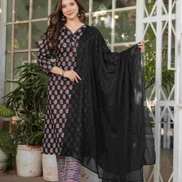 ODETTE Floral Printed Straight Kurta with Trousers & Dupatta-image-3