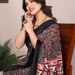 AMRUTKALA SAREES Floral Block Print Saree With Unstitched Blouse Piece image 3