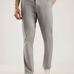 Calvin Klein Jeans Men Slim Fit Mid-Rise Chinos-picture-29