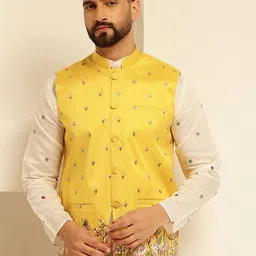 SOJANYA Embroidered Woven Nehru Jacket-53