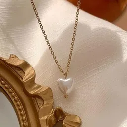 DressBerry Stainless Steel Gold-Plated Heart Shaped Minimal Chain-image-7