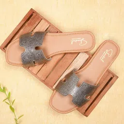 Shoestail Women Colourblocked Open Toe Flats with Bows-picture-39