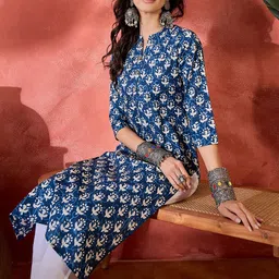 Sangria Women Ethnic Motifs Printed Screen Print Daily Cotton Straight Kurta-31