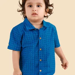 Fabindia Boys Checked Spread Collar Cotton Casual Shirt-picture-40