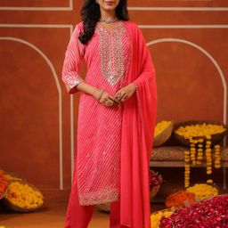 SCAKHI Women Leheriya Printed Regular Sequinned Kurta with Trousers & With Dupatta-image-29