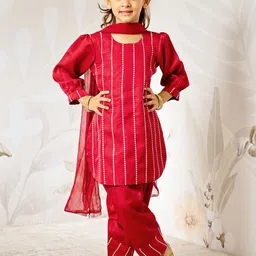 VASTRAMAY Girls Embroidered Regular Sequinned Straight Kurta With Patiala & Dupatta-picture-13