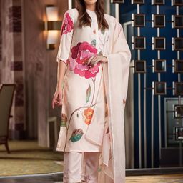 Aaghnya Women Printed Viscose Rayon Kurta Sets-image-76
