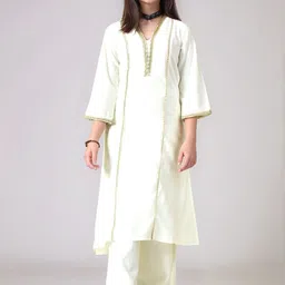 Sangria Girls Embellished Kurta with Trousers-image-66