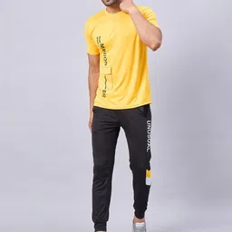 CHROME & CORAL Men Typography Printed T-Shirt & Joggers Tracksuit-picture-7