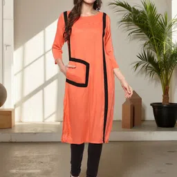 Pannkh Women Flared Sleeves Thread Work Kurta-image-2
