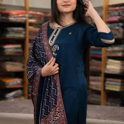 URMIR FASHION Women Ethnic Motifs Embroidered Regular Thread Work Kurta with Trousers & With Dupatta-picture-42