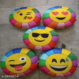 02 Microfibre Smiley Cushion Pack of 5-16