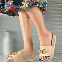 corsica Women Wedges Sandal-picture-26
