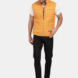 t-base Mock Collar Insulated Padded Jacket image 2