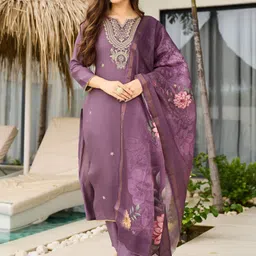 URMIR FASHION Women Floral Embroidered Regular Thread Work Kurta with Trousers & With Dupatta-picture-33